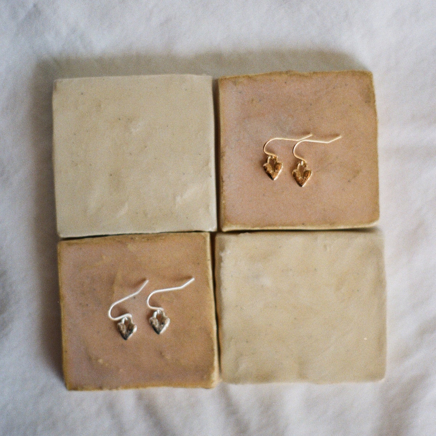 Boucles crochets AMORE or vermeil